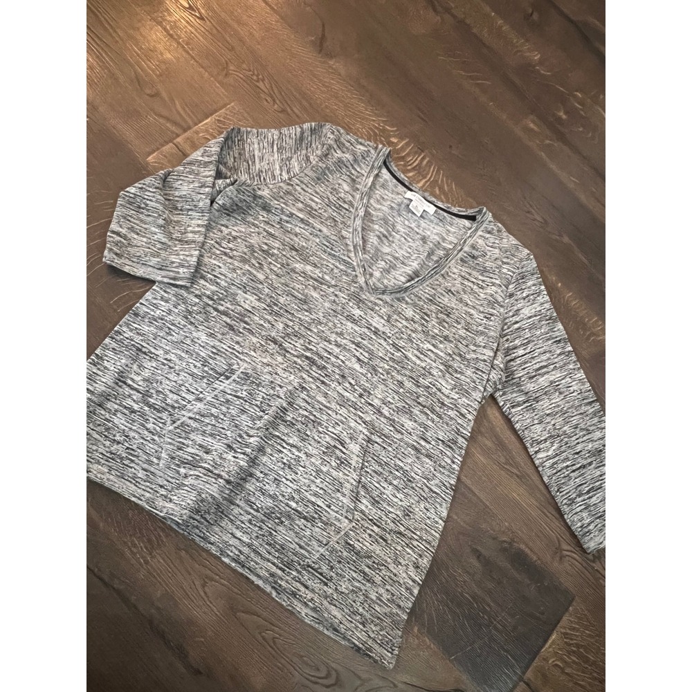 Liz Claiborne Weekend V-Neck Pullover Top Comfy Casual Gray XL‎